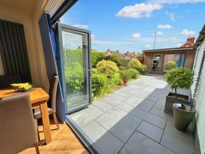 Bi-Folds - click for photo gallery